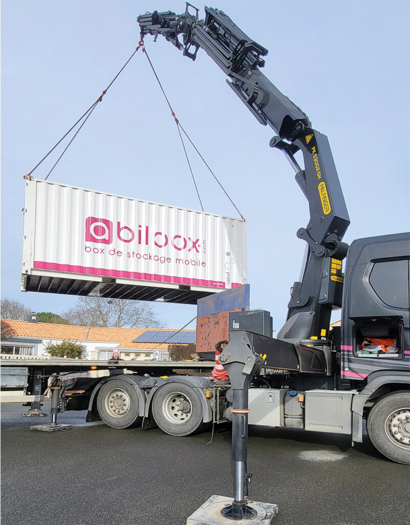 container et camion grue