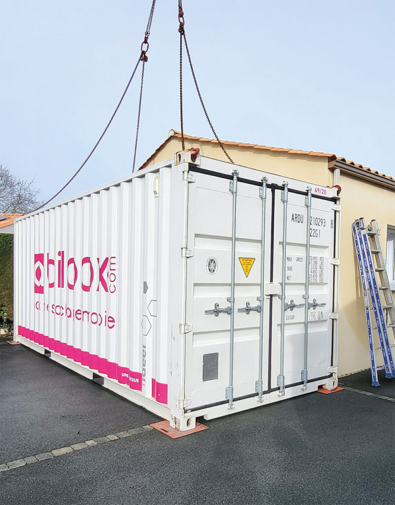 container posé chez le client